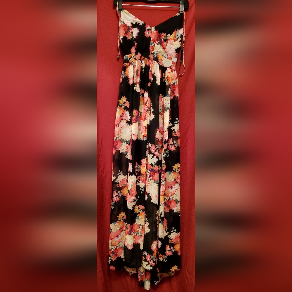 Windsor Floral Maxi Dress Size Large